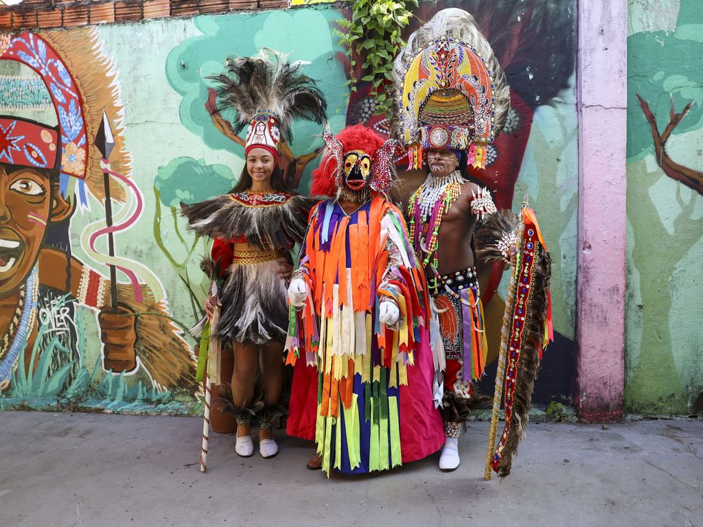São Luís, (MA), 22/12/2025 - Retrospectiva 2025 - Foto feita em 11/08/2025 – O Boi da Floresta, coletivo tradicional de Bumba Meu Boi, durante apresentação de alguns integrantes na sede do grupo, na Liberdade, em São Luís.