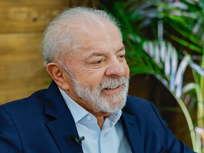 Lula chama eleição de guerra e diz que acabou o “Lulinha paz e amor”