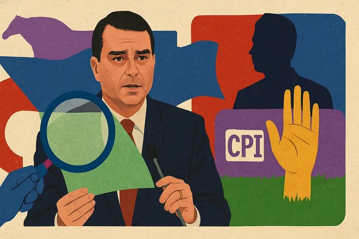 Flávio Bolsonaro tenta mitigar efeitos do caso Vorcaro com transparência e explicações a aliados