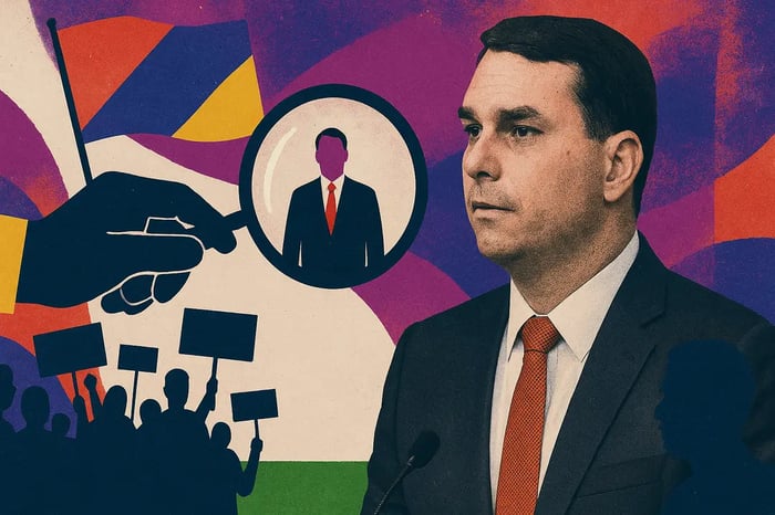 Flávio Bolsonaro tenta mitigar os efeitos do caso Vorcaro com estratégia de transparência